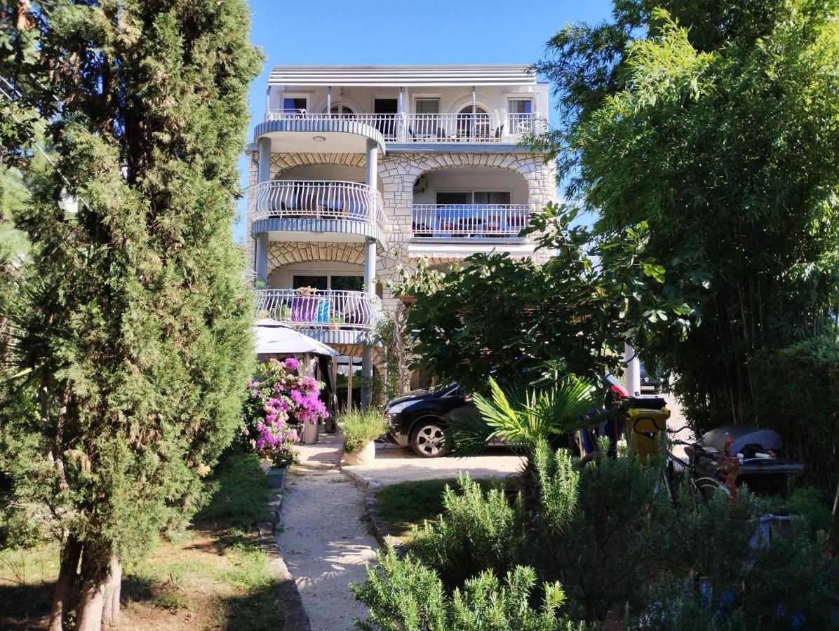 Apartments Ana - Ровинь Экстерьер фото